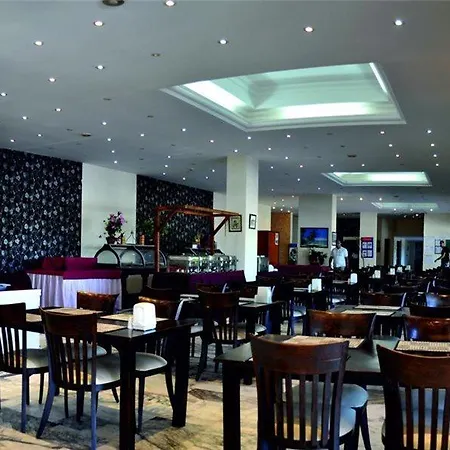 Grand Panorama מלון